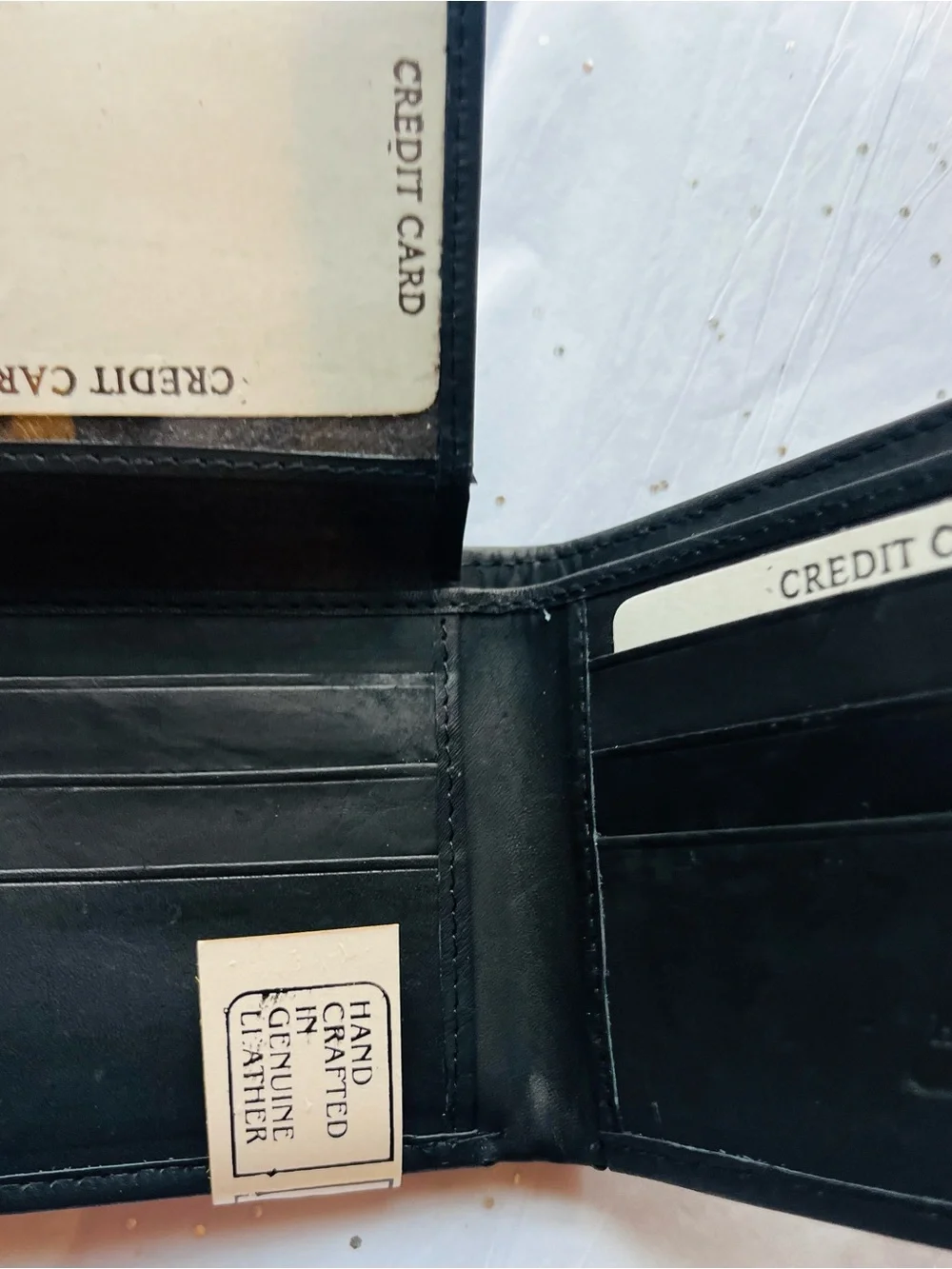 Bi-Fold Genuine Leather Compact Pass Case - Black